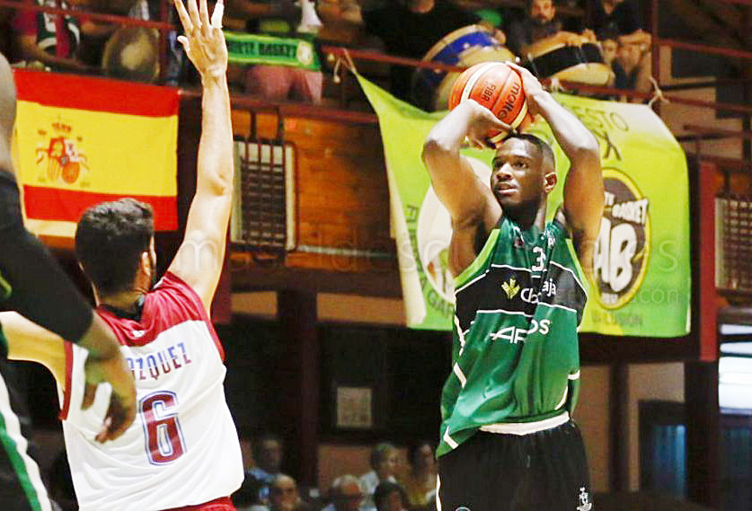 Covington militó la pasada temporada en l'Hospitalet (Foto: Básquet Menorca).