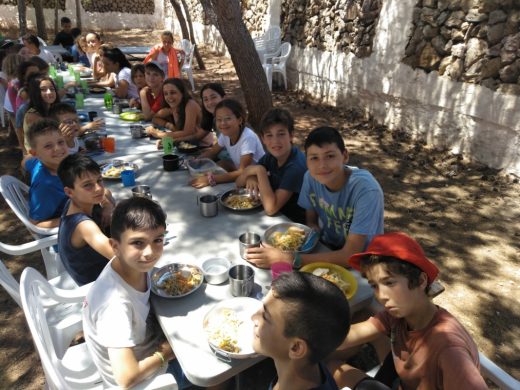 (Galería de fotos) Diversión y naturaleza en las colonias de verano del GOB