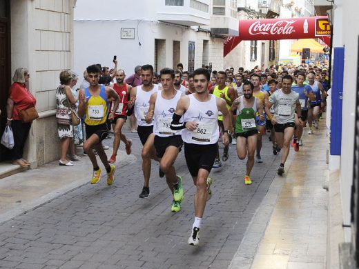 (Fotos) Xavi Cubas se impone en un apretado sprint en Alaior