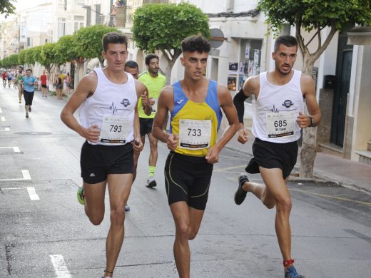 (Fotos) Xavi Cubas se impone en un apretado sprint en Alaior