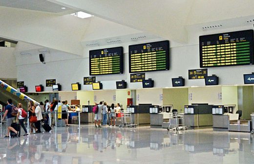 El sábado será el día de más tráfico en el aeropuerto.