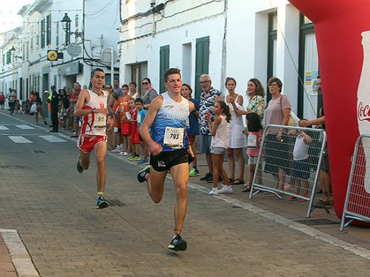 (Fotos) Fiesta del atletismo en Sant Lluís