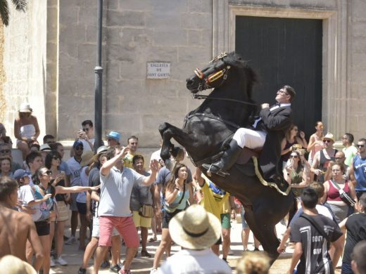 (Fotos) Llucmaçanes vive su segundo gran día