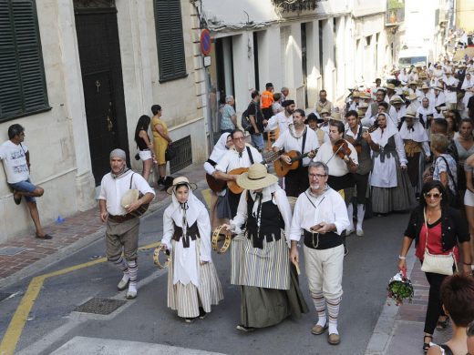 (Galería de fotos) Maó sale de Romería hasta la ermita de la Verge de Gràcia