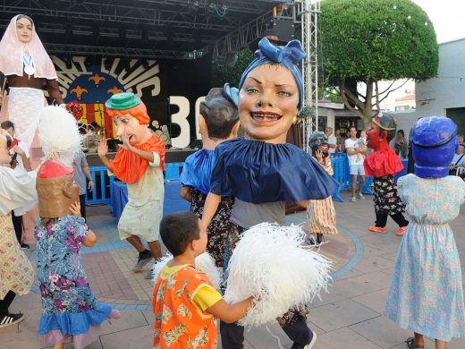 (Fotos y vídeo) Sant Lluís ya vive las fiestas