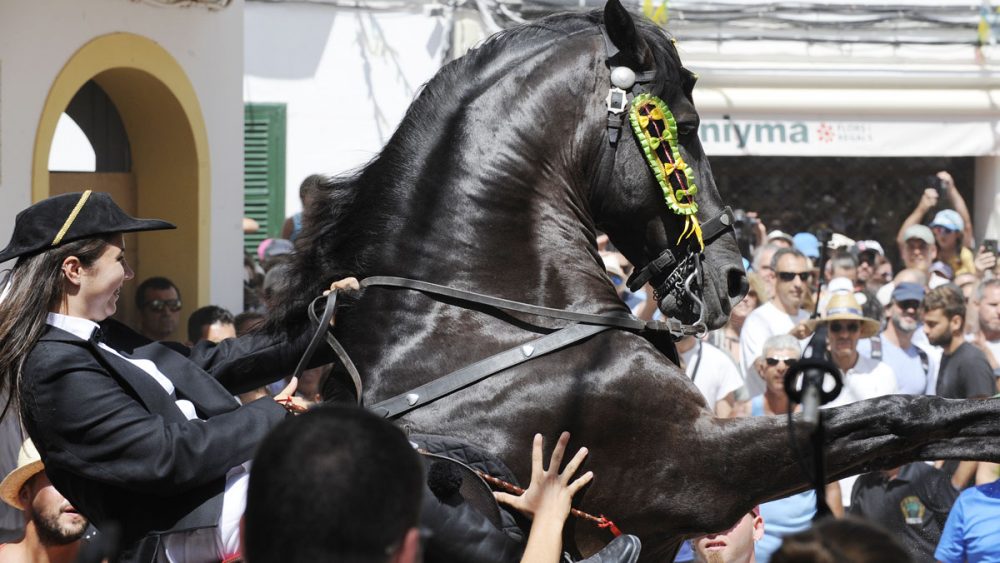 El pregón da paso a las fiestas de Sant Cristòfol que se celebran este fin de semana (Foto: T.M.)