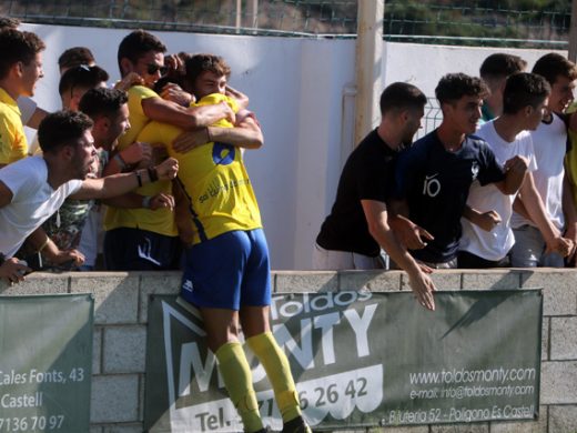 (Fotos) Histórico primer triunfo del Atlético Villacarlos