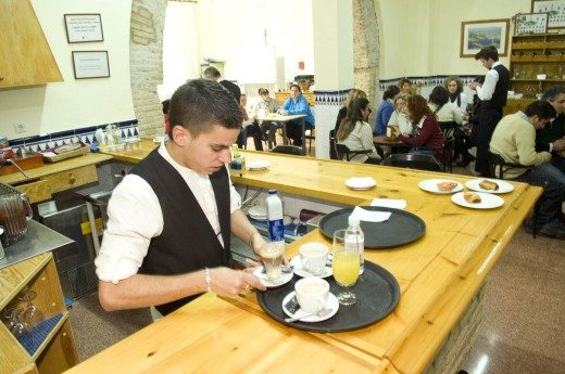 El empleo en el turismo balear experimenta el mayor crecimiento porcentual del país.