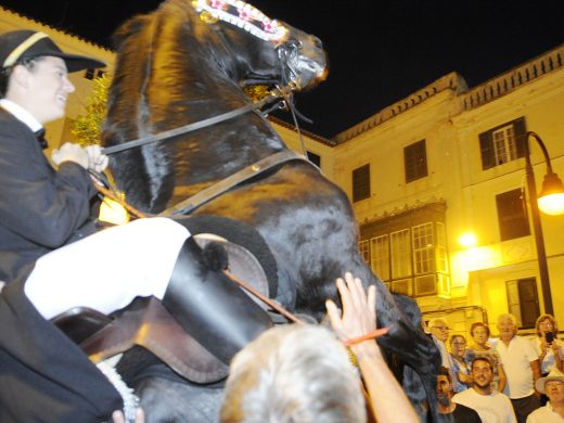 (Fotos Vídeo) Fiesta grande en Maó