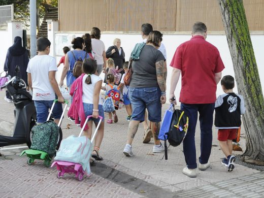 (Fotos) Con casi 14.000 alumnos Menorca inicia el curso escolar con normalidad