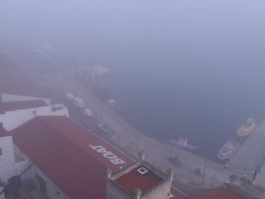 (Fotos) La niebla ha cubierto Menorca esta mañana