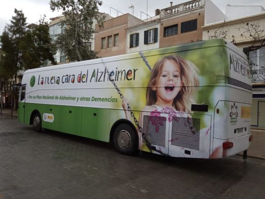 El autobús de la campaña estará todo el día en la Plaza Esplanada de Maó