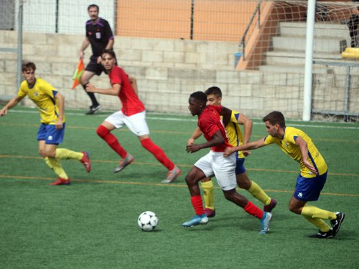 (Fotos) Duro correctivo al Atlético Villacarlos