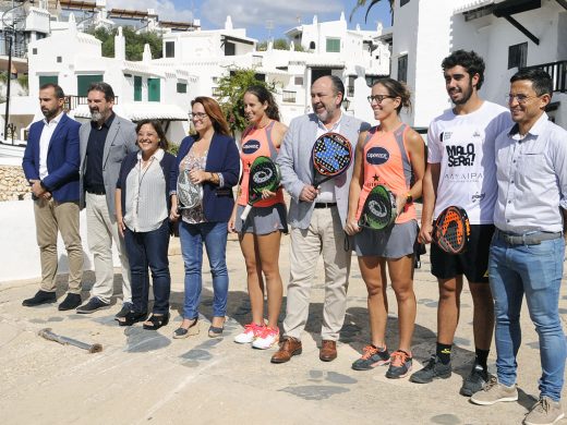 (Vídeo y galería de fotos) El World Padel Tour habla menorquín