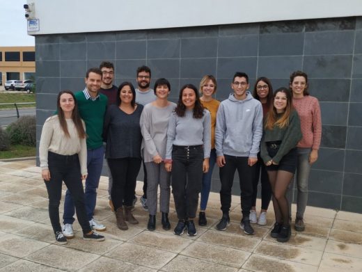 Imagen de los jóvenes que este lunes acaban su relación laboral con el Ayuntamiento de Ciutadella