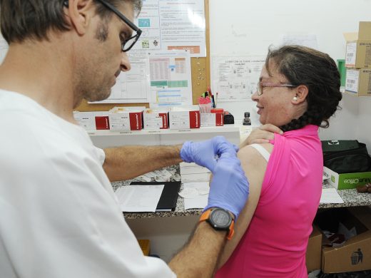 (Fotos) 9.000 vacunas contra la gripe en Menorca