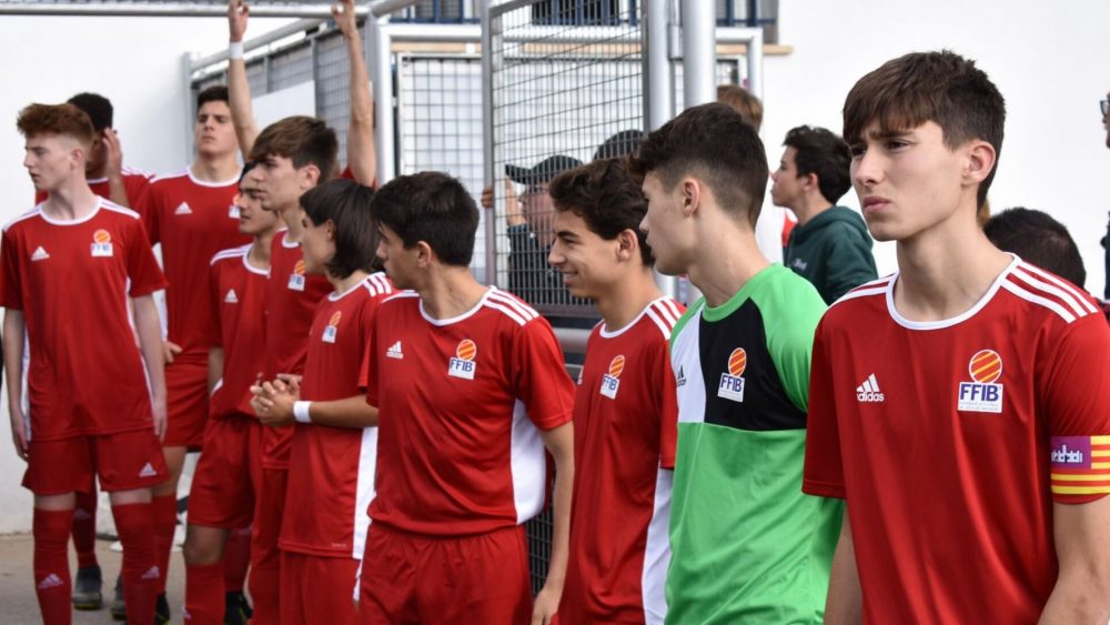 Jugadores de la selección balear sub 16 (Fotos: FFIB)