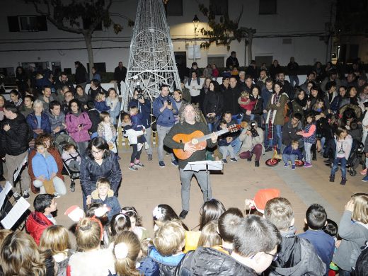 (Galería de fotos) Sant Lluís enciende la Navidad