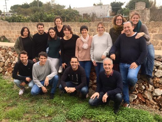 Participantes del programa del SOIB y autoridades (Foto: Ayuntamiento Ciutadella)