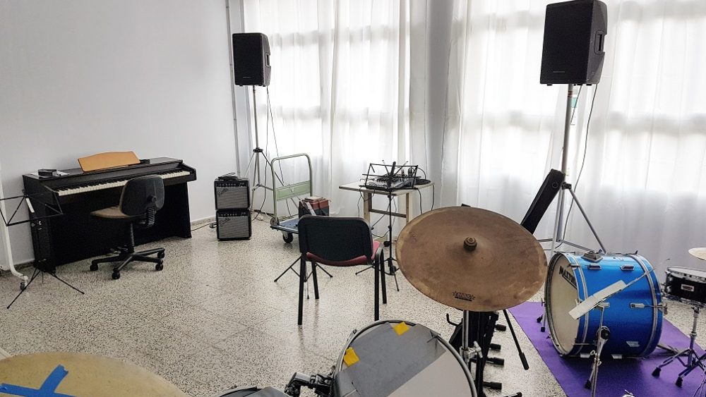 Imagen de una de las aulas de música (Fotos: Ajuntament d'Es Castell)