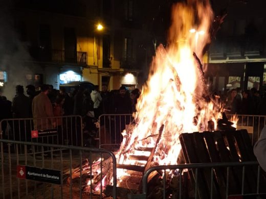 (Vídeo y fotos) Barcelona vive la última celebración de Sant Antoni