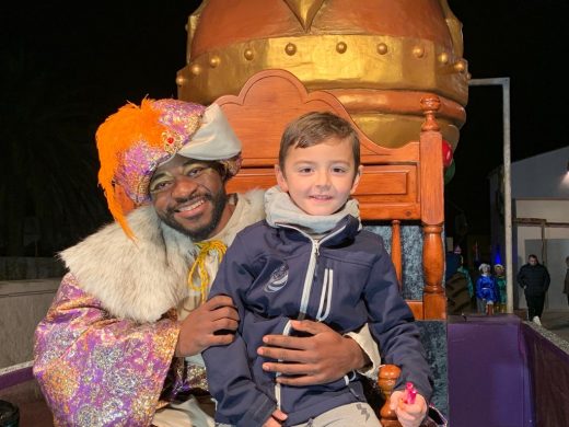 (Galería de fotos) Los Reyes Magos madrugan para visitar Sant Lluís