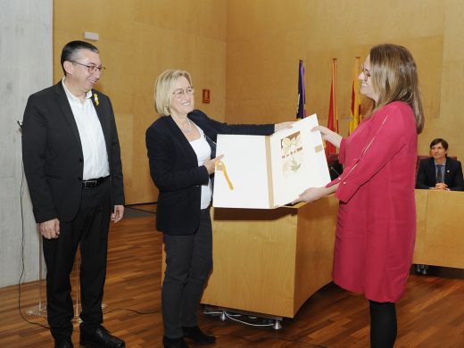 (Fotos) Susana Mora muestra su lista de prioridades en el Pleno de la Diada