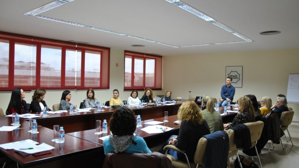 Un momento de la formación con Gaspar Roura (Fotos: PIME Menorca)