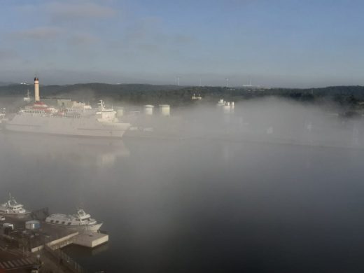 (Galería de fotos) La niebla cubre el puerto de Maó