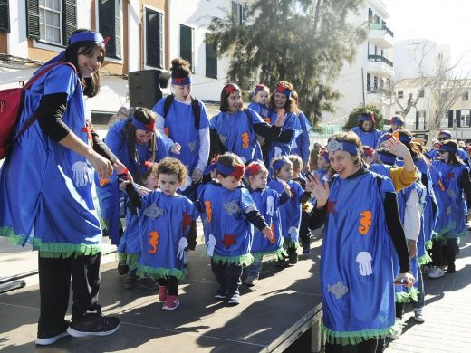 (Fotos) “Rueta” infantil contra la emergencia climática en Maó