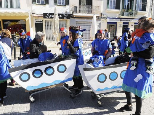 (Fotos) “Rueta” infantil contra la emergencia climática en Maó