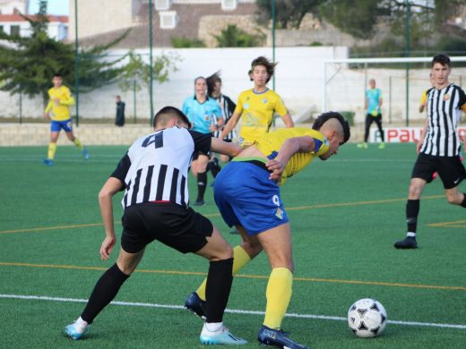 (Fotos) El Atlético Villacarlos coge impulso