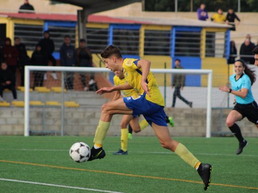 (Fotos) El Atlético Villacarlos coge impulso