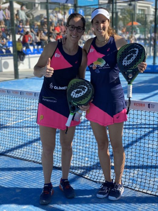 Triay y Sainz, felices tras la victoria (Foto: World Padel Tour)