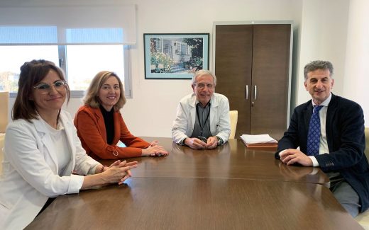 Imagen de la reunión entre el Área de Salud de Menorca y la UIB