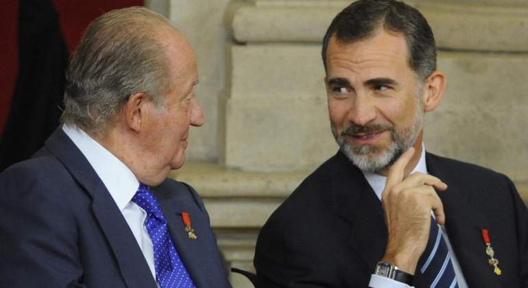 Felipe VI, junto al Rey emérito.