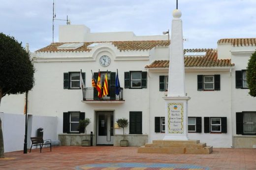 Ajuntament de Sant Lluís.