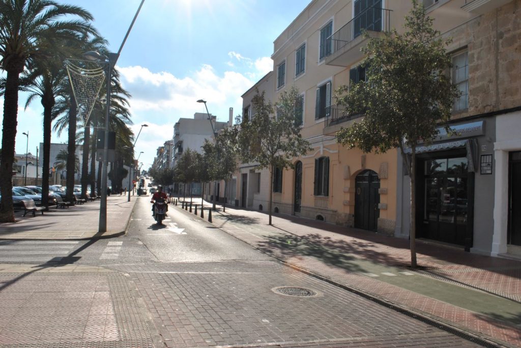 Los ayuntamientos han reducido el alumbrado público durante el estado de alarma (Foto: EA)