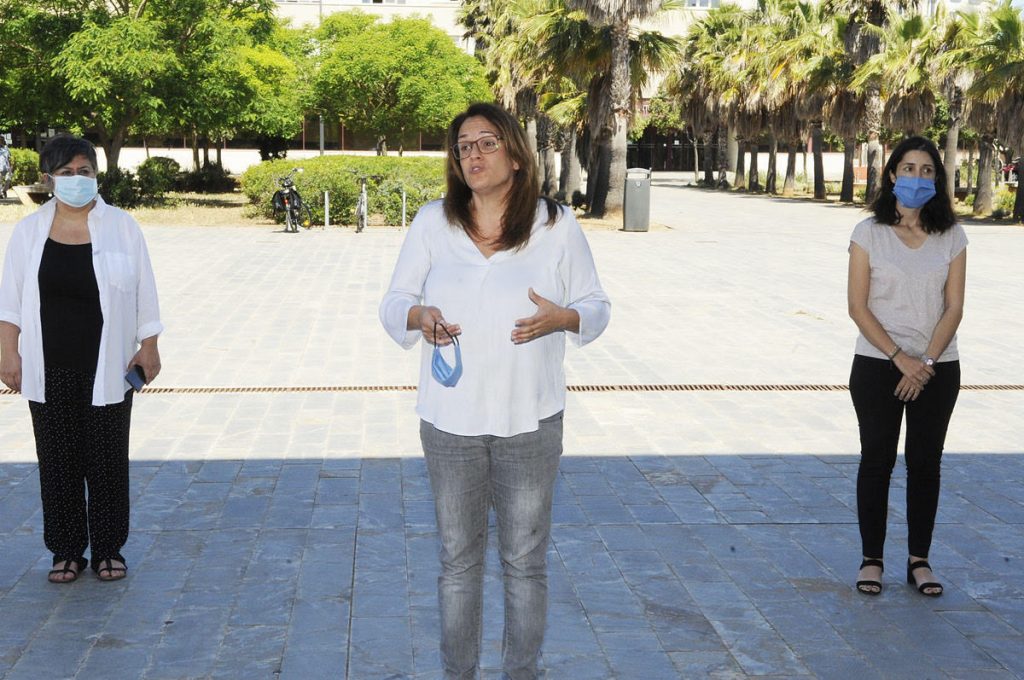 Susana Mora esta mañana en la concentración por el minuto de silencio (Foto: Tolo Mercadal)