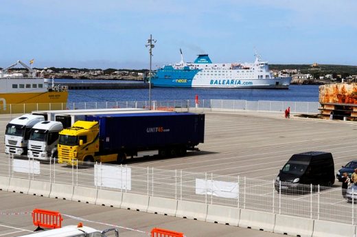 Nuevamente el puerto exterior de Ciutadella tendrá que cerrar sus instalaciones por el temporal