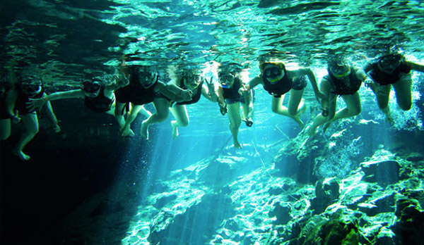 Los jóvenes podrán practicar snorkel.