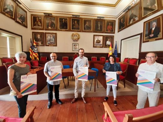 Presentación de los actos esta mañana en el Ayuntamiento de Maó