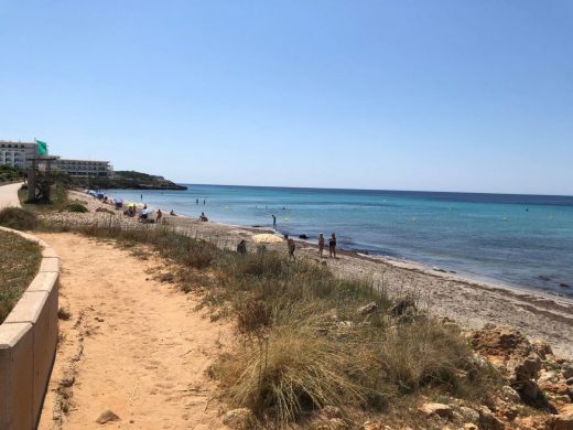 (Fotos) El verano se estrena en Menorca con calor