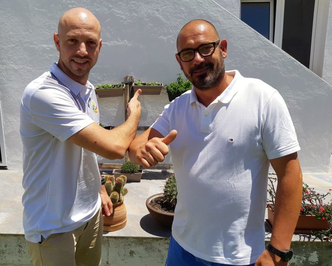 Joan Martínez, junto al presidente Rosendo Pons (Foto: CCE Sant Lluís)