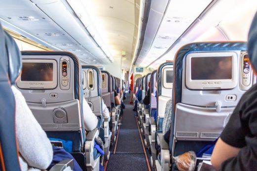 Interior de un avión.