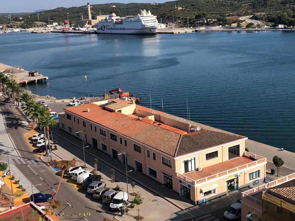 Sede de Autoridad Portuaria en el puerto de Maó (Foto: T.M.)