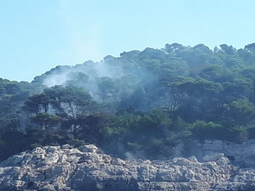 (Vídeos y fotos) El incendio de Es Migjorn, de cerca