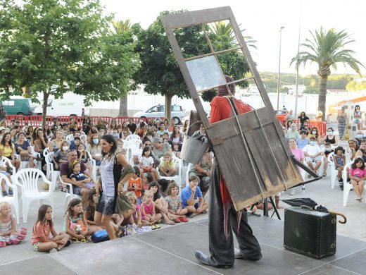 (Fotos) Los lunes artísticos en Maó