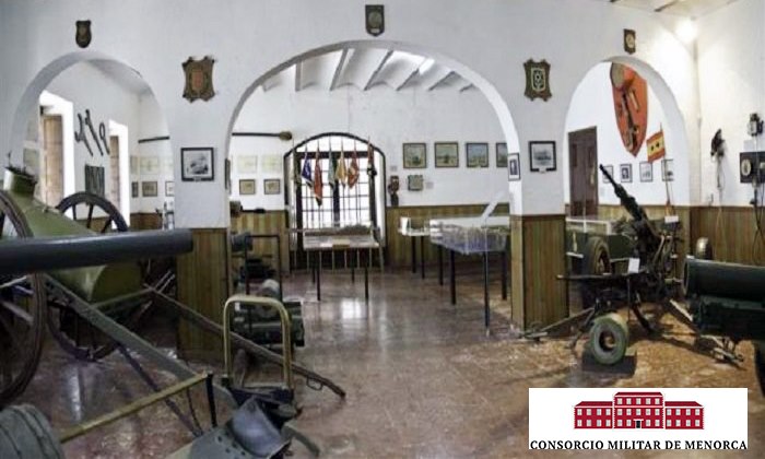 Museo Militar en la Plaza Esplanada de Es Castell