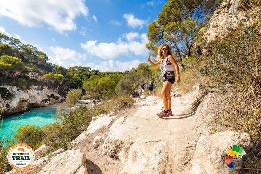 El recorrido de la October Trail Menorca atraviesa algunas de las playas más espectaculares de Menorca (Foto:BIOSPORT).